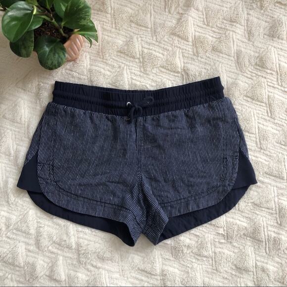 Athleta Beachside Bali Navy Linen Shorts - Picture 2 of 7